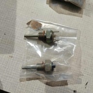 WYŁĄCZNIK WŁACZNIK ŚWIATŁA WSTECZNEGO COFANIA FIAT 126P FSC ŻUK