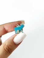 Srebrna broszka łoś niebieska mała przypinka pins