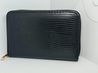 POR05 Portfel mały wzór krokodyl;Czarny