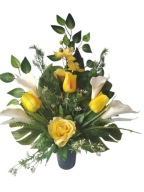 Bukiet cmentarz wiosna kalie tulipany żółty
