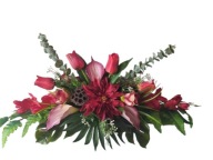 Stroik cmentarz wiosna kalie tulipany klematis leżący