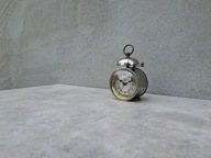Stary budzik miniatura Junghans -Warttenberg -1924 rok