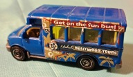 Resorak, autko MATCHBOX GMC SCHOOL BUS 2008 2014 roku