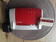 Router AVM FRITZ Box 4040 +repeater 310