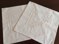 POSZEWKI BAWEŁNIANE - HAFTOWANE 43 / 43 cm. 2 szt. NOWE.