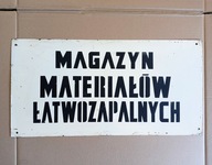 Tabliczka tablica szyld CPN magazyn PRL lata 80 te Polmozbyt garaż