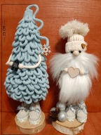 Świąteczna dekoracja Skrzat Krasnal z Choinką - Komplet 33cm x 23cm