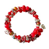 Czerwona bransoletka z koralikami, łapka i Hello Kitty