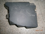 FIESTA MK7 OSLONA POKRYWKA PUSZKI BEZPIECZNIKOW 8V5114A075CA