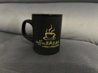 Czarny kubek Coffee Break z żółtym środkiem