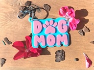 Brelok DOG MOM Psia Mama – niebiesko-różowy | prezent dla właścicielki psa