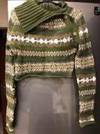 Broadway nowy krótki sweterek z golfem r. S