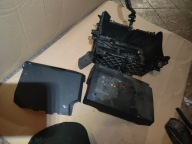 Trafic Vivaro B RENAULT podstawa obudowa akumulatora 244465670r TALENTO