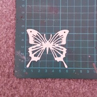 Scrapki papier motyl średni 20szt kolory, gotowe