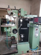 Frezarka uniwersalna TOS FN-32