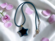 Czarny Wisiorek Gwiazda Żywicy Naszyjnik Handmade minimalistyczny gwiazdka