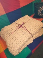 pled z pluszowej chenilli w kolorze białym 1,5/1,7m -HAND MADE