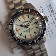 ZEGAREK VOSTOK. AUTOMAT. AMFIBIA 14030B. TOURIST. 20ATM. (Full Lume!