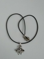 Naszyjnik rzemyk z zawieszką wisiorek motyl motylek choker boho