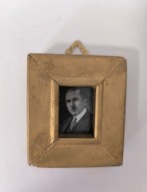 Roman Dmowski, wizerunek w ramce.