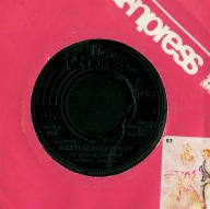 MARTYNA JAKUBOWICZ - ALE PLAMA NA KOLANA - ARMAGEDON W KAŻDEJ CHWILI