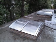 WYŁAZ DACHOWY 100*100 NA WYMIAR ŚWIETLIKI DACHOWE