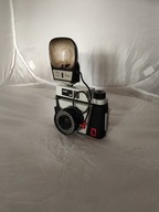 Aparat AMI z oryginalną lampą błyskową – klasyk PRL w komplecie!