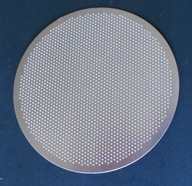 Filtr stalowy do aeropressu, klasa Standard, z nieistotną wadą.