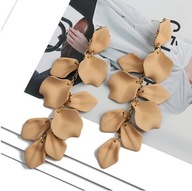 KOLCZYKI beżowe NUDE jasny brąz długie LEKKIE płatki RÓŻ