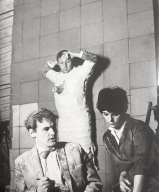 KOBIELA SKOLIMOWSKI fotografia fotos film RĘCE DO GÓRY 24x30