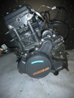 KTM DUKE 125 21r silnik kompletny super stan mały przebieg oryginał