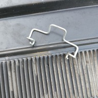Sprężyna zacisku hamulcowego FSO Polonez Fiat 125p OE 024809