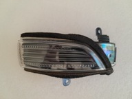 SUBARU FORESTER 14 - 18 LEGACY OUTBACK KIERUNKOWSKAZ PRAWY 84401AJ000