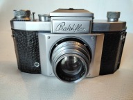 PRAKTIFLEX firmy KW DRESDEN z 1942 roku z obiektywem XENON 2/50 mm .