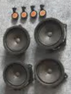 SUBWOOFER GLOSNIKI BOSE 8Z0035382 AUDI A2