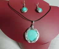 Turkmenit - kamień pamięci, wisior i kolczyki, oryginalny komplet biżuterii