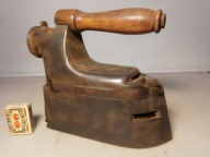 Stare żelazko na węgiel z kominem H&H S.G.D.G. No.2