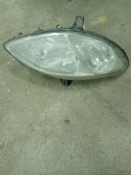 Mercedes Vito Viano W639 lampa prawa przód przednia