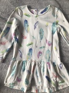 Lily Grey biała sukienka dresowa kolorowe pióra 110