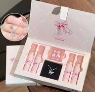 ZESTAW UPOMINKOWY KOSMETYKÓW 5cz KOSMETYKI