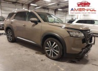 Nissan Pathfinder Platinum 2023 3.5 Benzyna 284KM