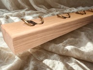 Wieszak ścienny na ubrania kurtki do przedpokoju drewniany dąb 55 cm