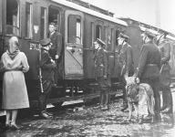 Kolej wagon wojna JÓZEF NOWAK fotografia fotos film DRUGI BRZEG 24x30