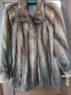 NATURALNE FUTRO Z PIŻMAKA