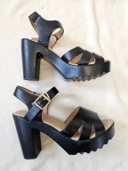 Buty sandały na obcasie platforma podeszwa słonina bieżnik traper r 36