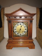 C. WERNER - STARY, KWADRANSOWY, DUZY, OZDOBNY ZEGAR KOMINKOWY 2602