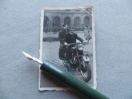 WROCŁAW STARY MOTOCYKL REJESTRACJA EB-9317 STARA 1950 rok FOTOGRAFIA