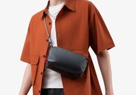 OnePlus Everyday Sling Bag - Torba z kablem USB