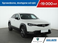 Mazda MX-30 e-Skyactiv, Salon Polska