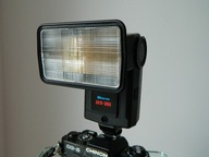 LAMPA BŁYSKOWA HITACON